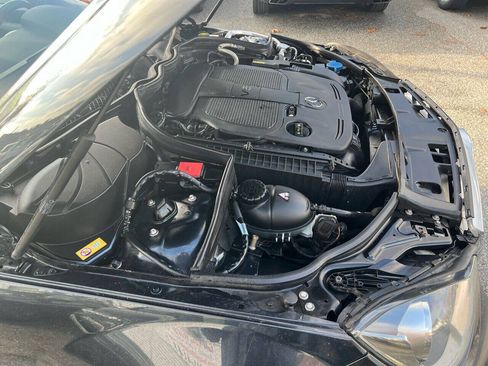 Used 2013 Mercedes-Benz C 300 4MATIC Sedan image 38