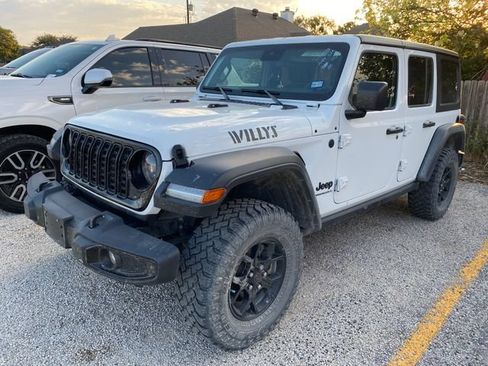 Used 2024 Jeep Wrangler Unlimited Sport AWD/4WD image 2