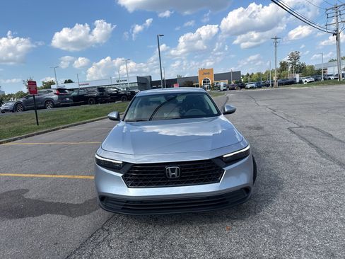 Used 2025 Honda Accord LX image 18