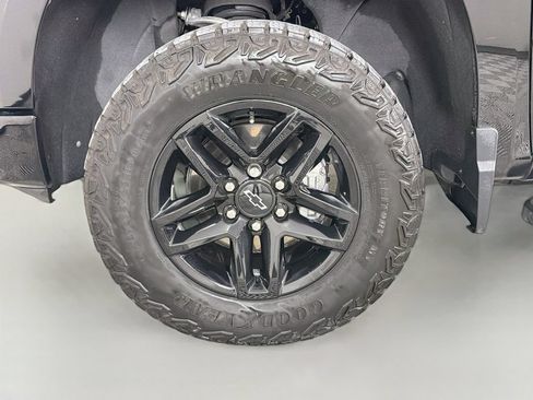 Used 2023 Chevrolet Silverado 1500 LT Trail Boss w/ Protection Package AWD/4WD image 31