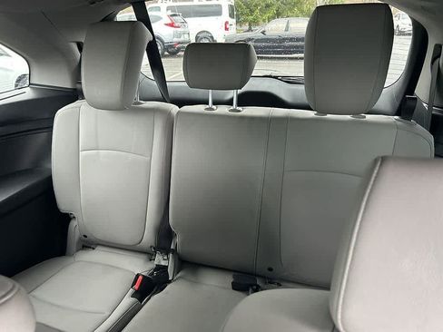 Used 2023 Honda Odyssey Touring image 12