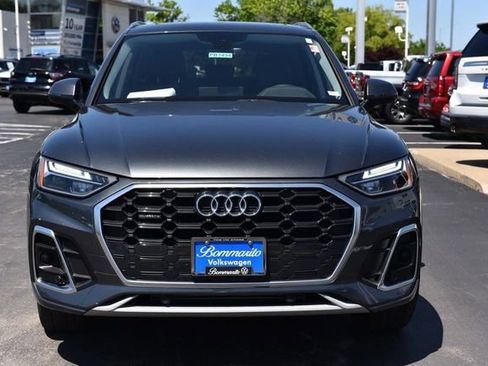 Used 2023 Audi Q5 2.0T Premium w/ Convenience Package AWD/4WD image 4
