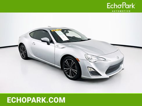 Used 2013 Scion FR-S RWD image 1