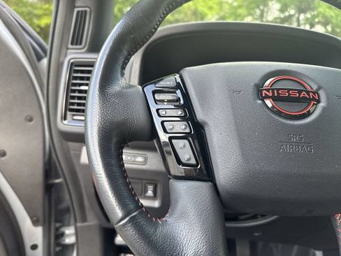 Used 2023 Nissan Frontier PRO-4X w/ Pro-4X Premium Package AWD/4WD image 17