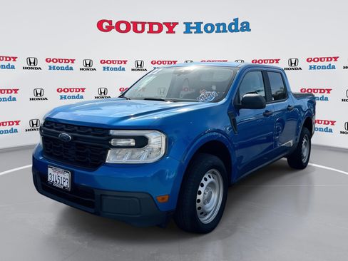 Used 2022 Ford Maverick XL image 1