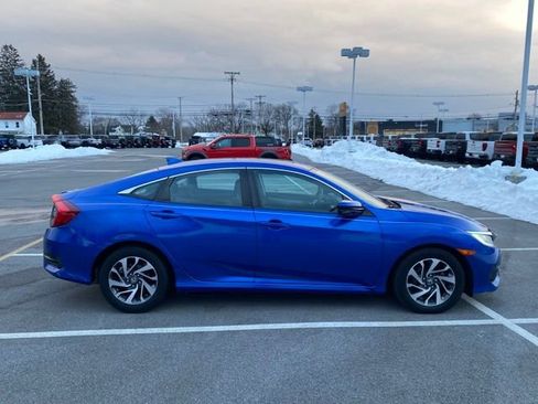 Used 2017 Honda Civic EX image 6