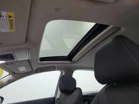 Used 2024 Honda Accord EX image 2