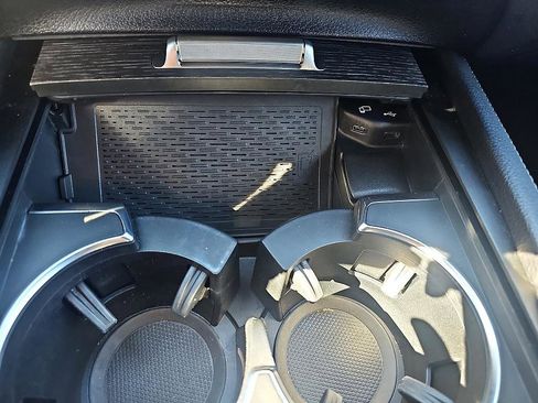 Used 2020 Mercedes-Benz GLS 450 4MATIC image 27