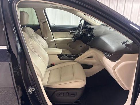 Used 2021 Buick Envision Essence image 24