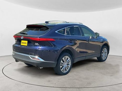 Used 2021 Toyota Venza XLE AWD/4WD image 5