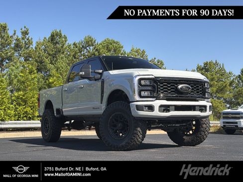 Used 2025 Ford F250 Lariat w/ Black Appearance Package AWD/4WD image 1