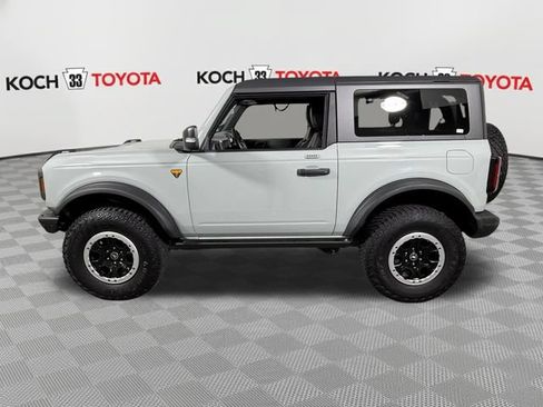 Used 2023 Ford Bronco Badlands w/ Sasquatch Package AWD/4WD image 4