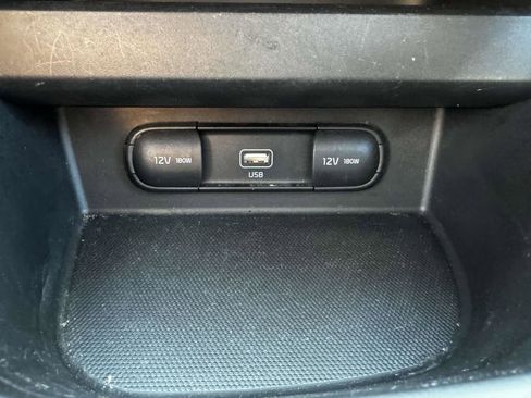 Used 2021 Kia Seltos S image 21