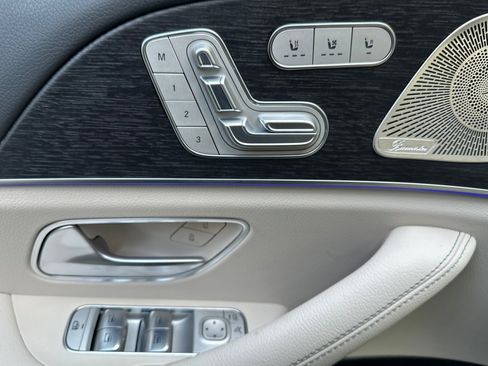 New 2026 Mercedes-Benz GLS 450 4MATIC image 10