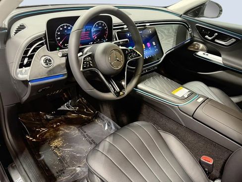 Used 2025 Mercedes-Benz E 450 4MATIC All-Terrain Wagon image 5