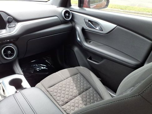 Certified 2021 Chevrolet Blazer LT FWD image 23