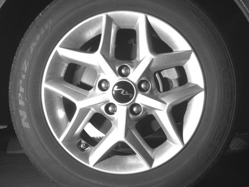 Used 2025 Kia Soul LX w/ LX Technology Package FWD image 12