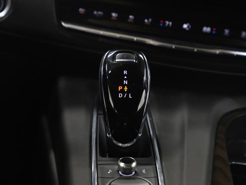 Used 2023 Cadillac Escalade ESV Sport Platinum w/ LPO, ONYX Package image 21