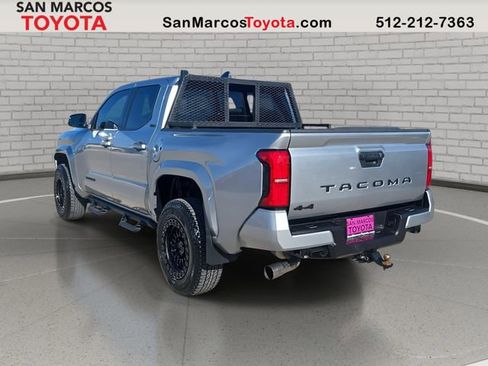Used 2025 Toyota Tacoma SR5 image 7
