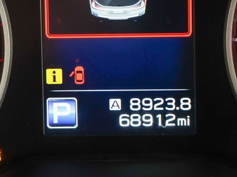 Used 2022 Subaru Ascent Onyx Edition image 16