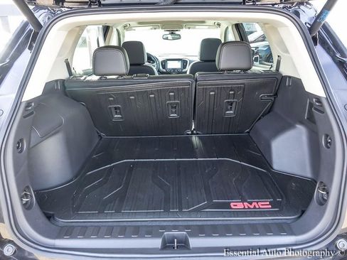 Used 2024 GMC Terrain Denali w/ Denali Premium Package image 29