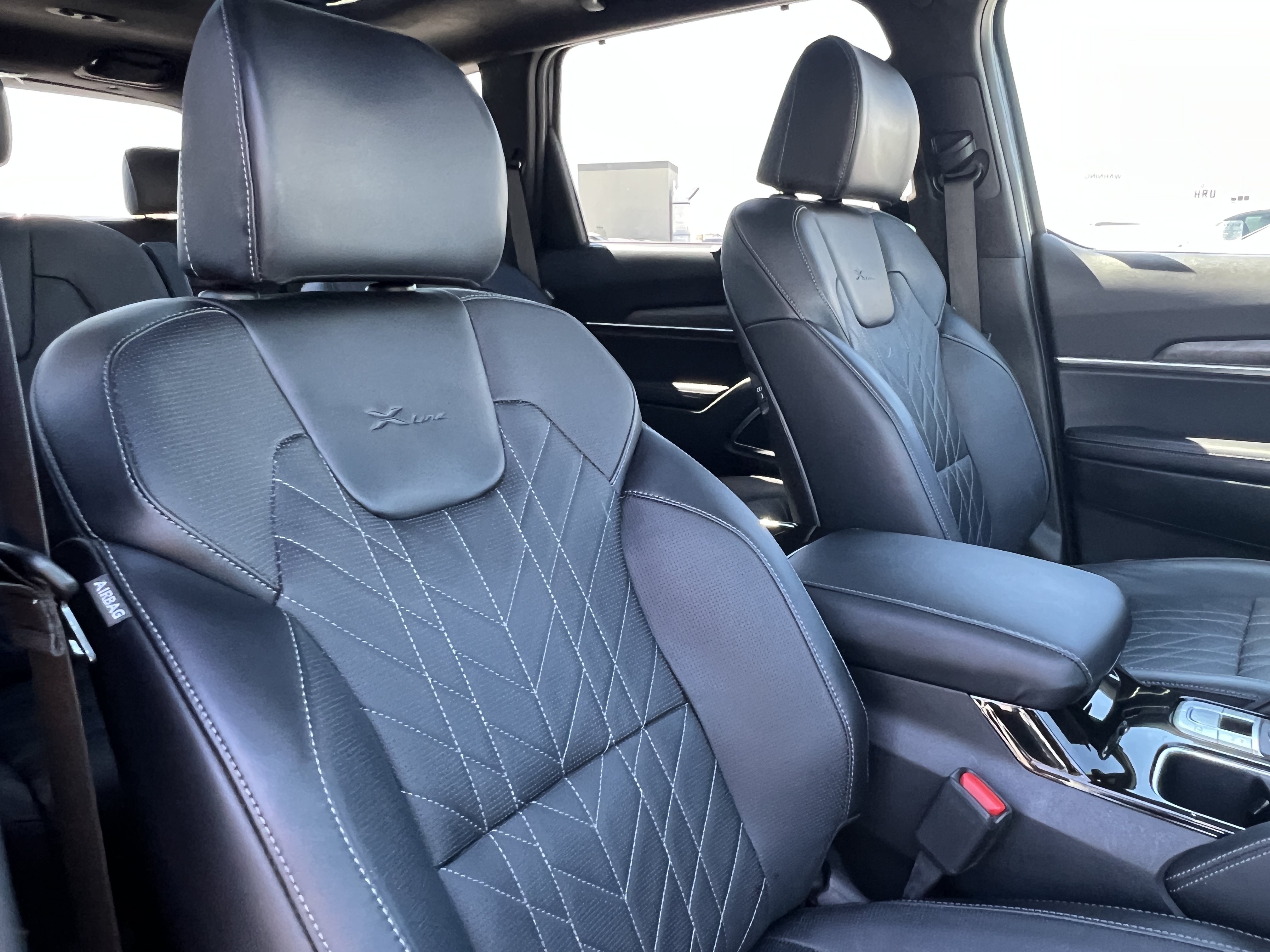 Used 2025 Kia Telluride SX Prestige X-Line AWD/4WD image 16