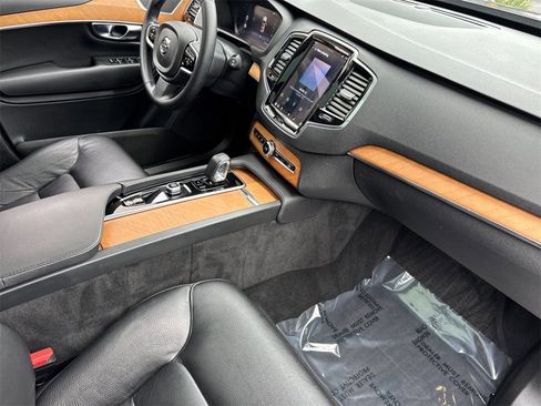 Certified 2023 Volvo XC90 B6 Plus w/ Protection Package Premier image 16