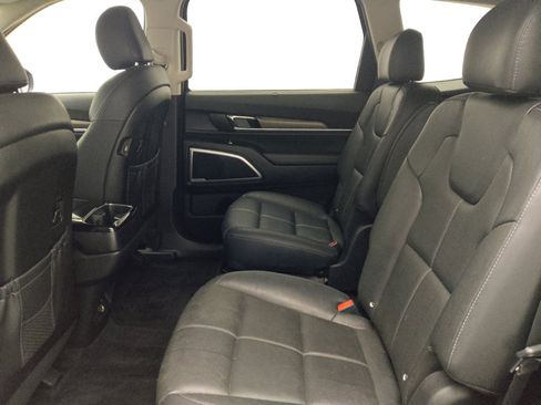 Used 2021 Kia Telluride EX w/ EX Premium Package AWD/4WD image 18