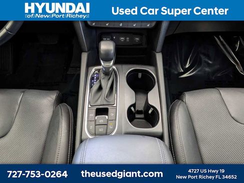 Used 2020 Hyundai Santa Fe Limited image 24