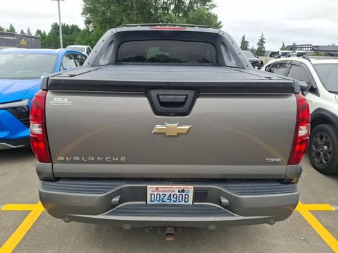 Used 2007 Chevrolet Avalanche LTZ w/ LTZ Preferred Equipment Group AWD/4WD image 7