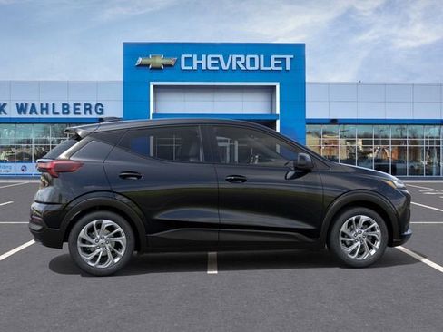 New 2027 Chevrolet Bolt LT w/ Comfort Package FWD image 5
