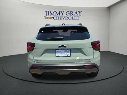 New 2026 Chevrolet Trax ACTIV w/ Driver Confidence Package FWD image 4