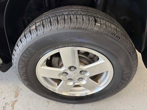 Used 2007 Chevrolet Equinox LS image 24