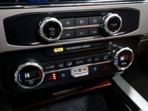 Certified 2022 Ford F450 King Ranch w/ King Ranch Ultimate Package image 33