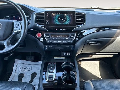 Used 2020 Honda Pilot Elite image 11