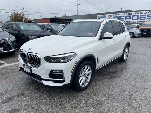 Used 2020 BMW X5 sDrive40i w/ Premium Package image 2