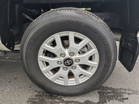 Used 2025 Toyota Tacoma SR5 RWD image 32
