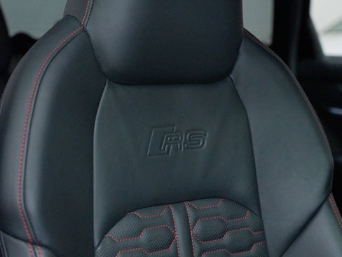 Used 2021 Audi RS 6 w/ Carbon Optic Package AWD/4WD image 41