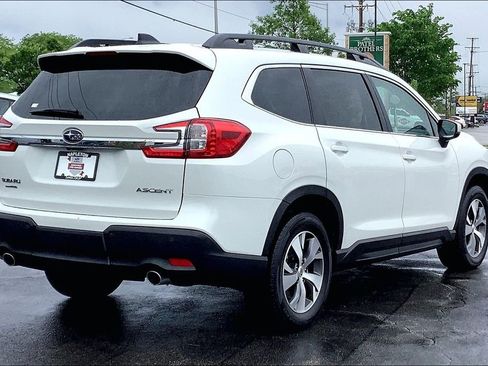 Certified 2025 Subaru Ascent Premium AWD/4WD image 16