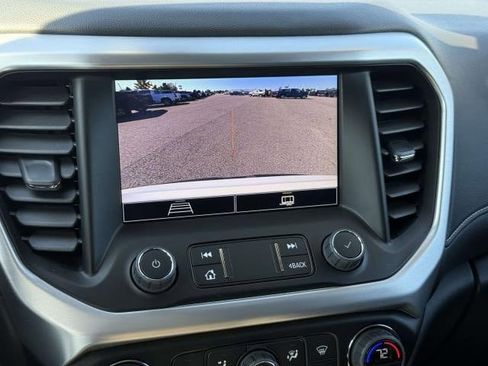 Used 2023 GMC Acadia SLE w/ Driver Convenience Package image 25