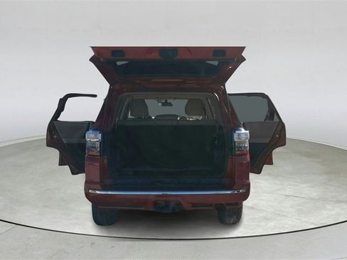 Used 2014 Toyota 4Runner Limited image 12