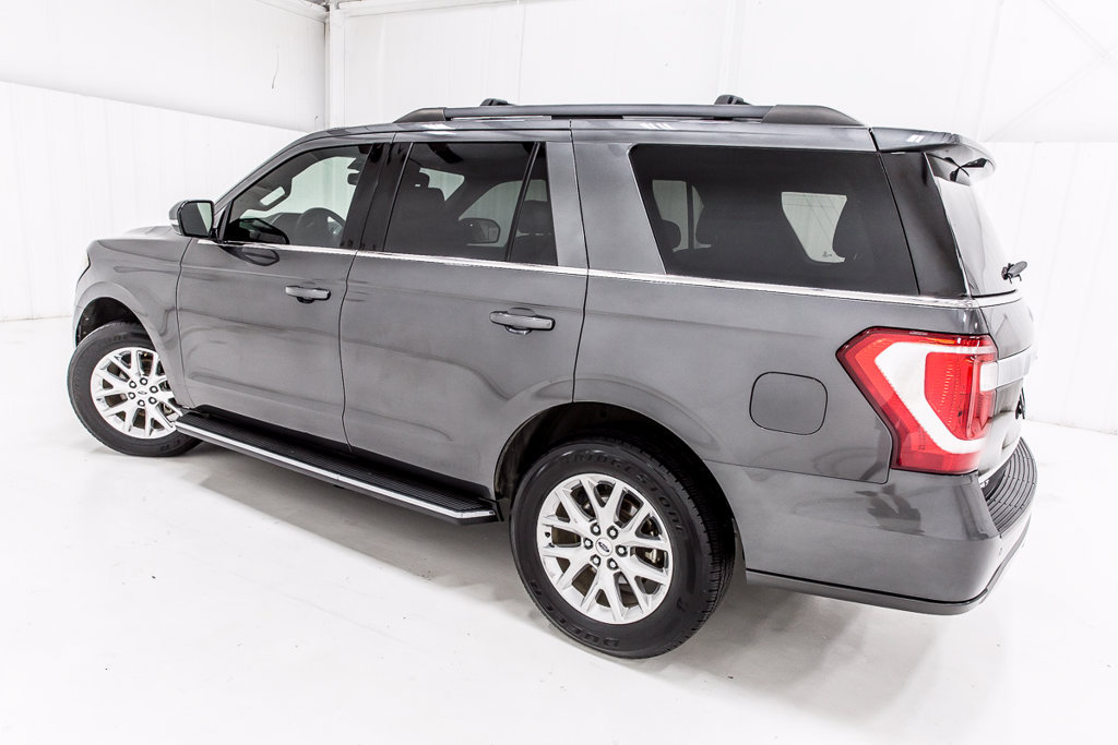 Used 2020 Ford Expedition XLT w/ Equipment Group 202A RWD image 4