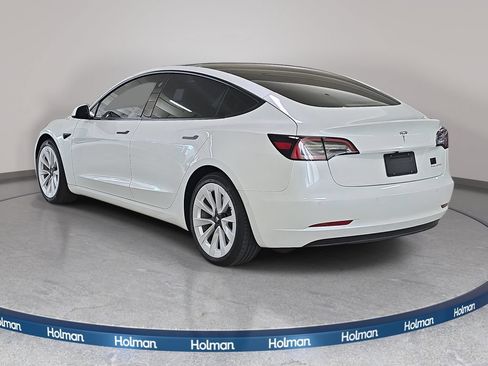 Used 2022 Tesla Model 3 Long Range AWD/4WD image 9