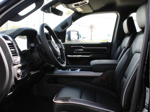 New 2026 RAM 1500 Laramie AWD/4WD image 11