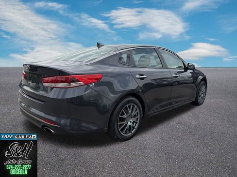 Used 2017 Kia Optima LX FWD image 8