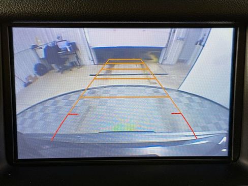 Used 2016 GMC Yukon SLT w/ Open Road Package image 14