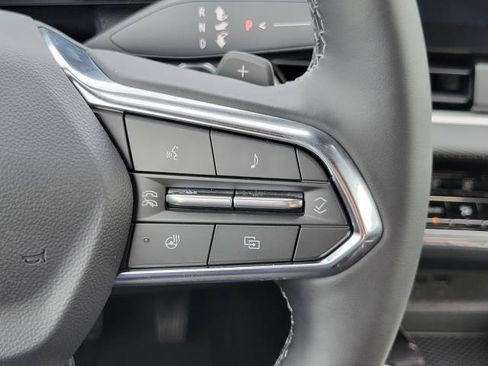 New 2026 Chevrolet Equinox LT AWD/4WD image 16