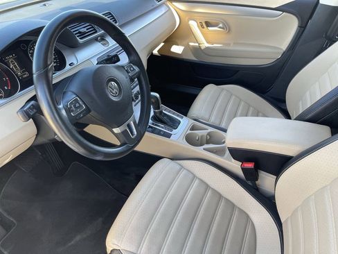 Used 2013 Volkswagen CC Sport image 17