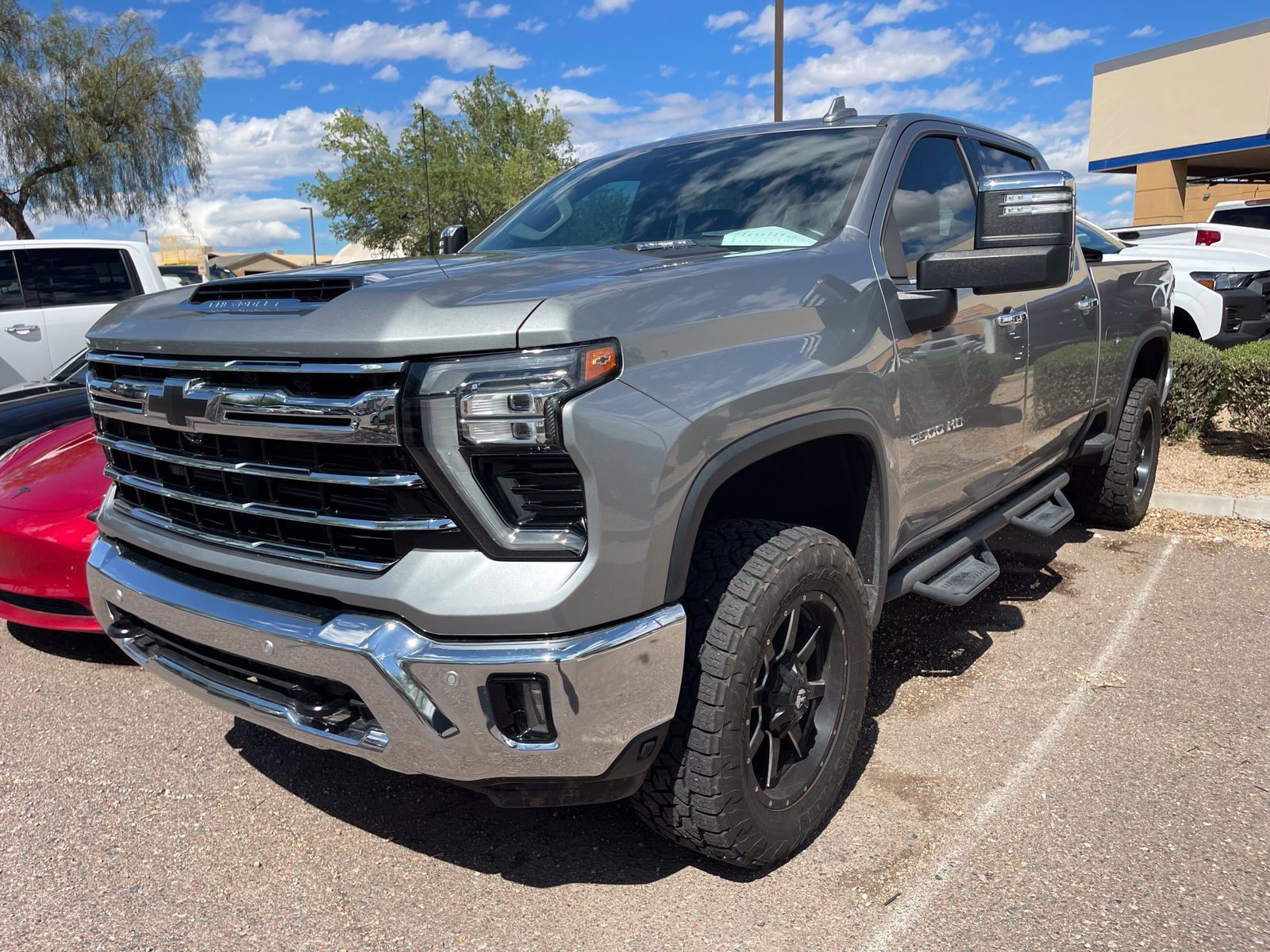 Used 2024 Chevrolet Silverado 2500 LTZ w/ LTZ Premium Package AWD/4WD image 1