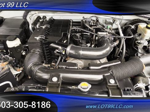 Used 2015 Nissan Frontier S image 18